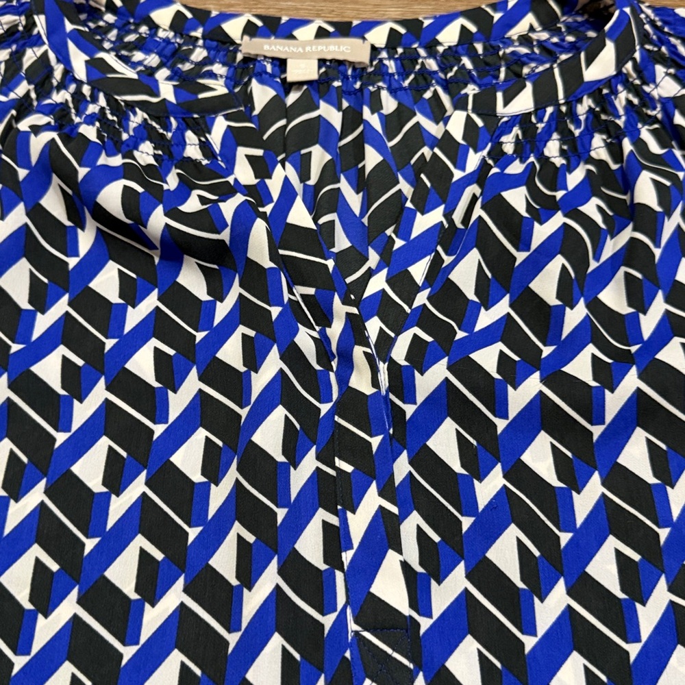 Banana Republic Blue and Black Geometric Peasant Blouse - Picture 4 of 7